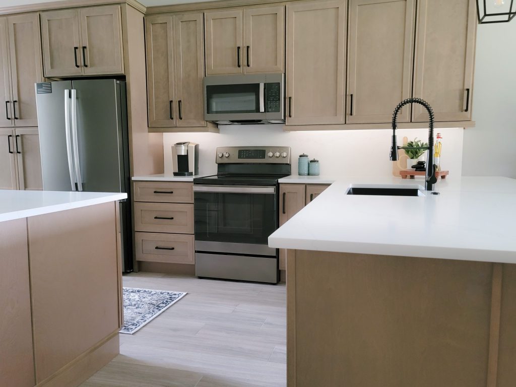 Midtone Wood Kitchen Makeover by Carr Cabinets (6)
